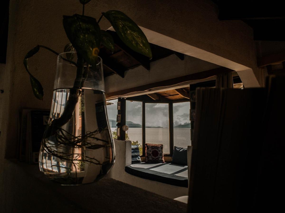 Atitlan Sunset Lodge Santa Cruz La Laguna Exterior photo