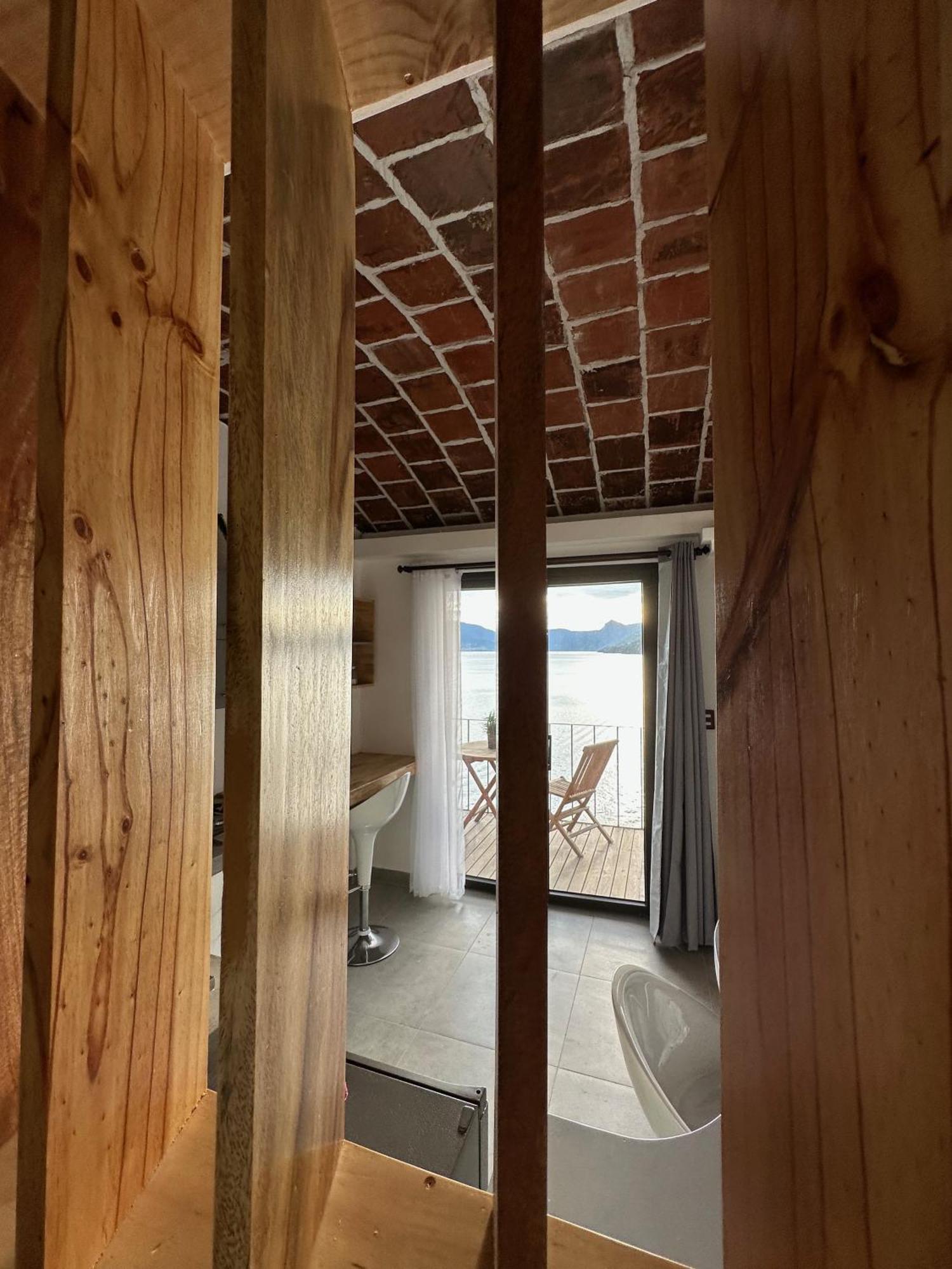 Atitlan Sunset Lodge Santa Cruz La Laguna Exterior photo