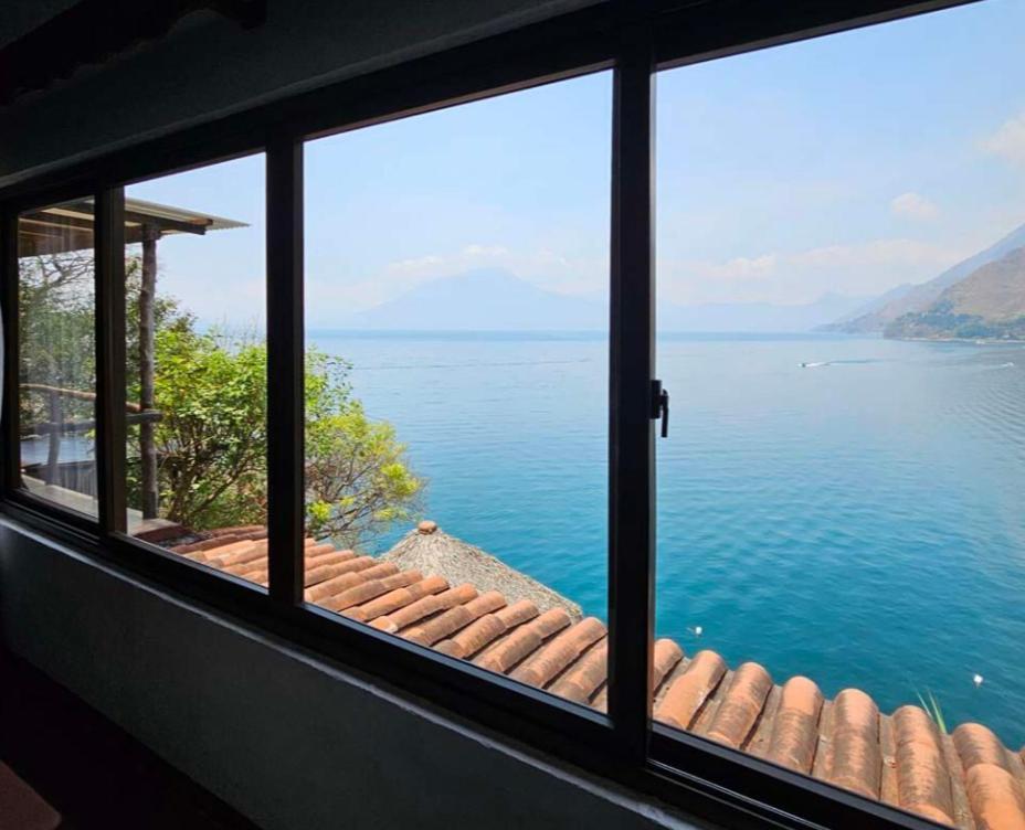 Atitlan Sunset Lodge Santa Cruz La Laguna Exterior photo