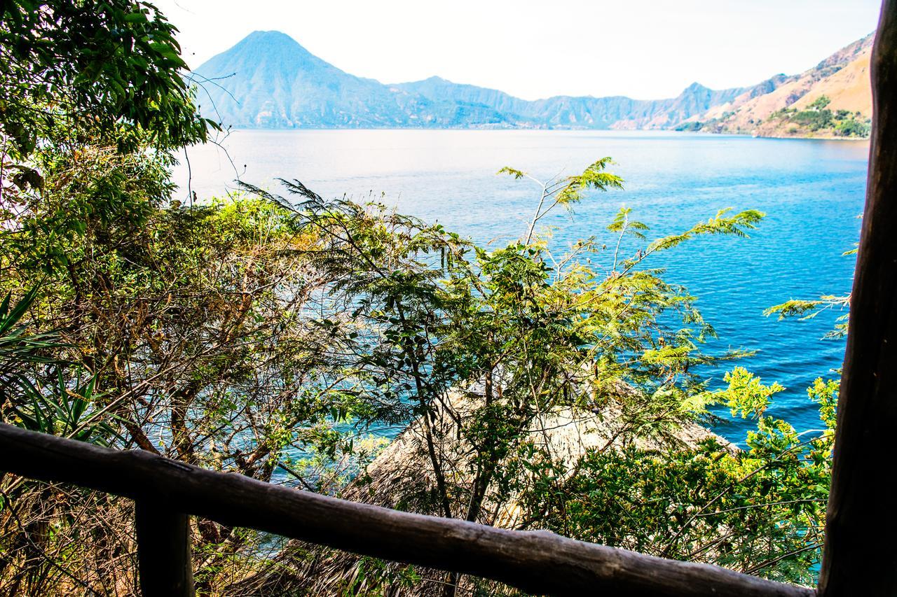 Atitlan Sunset Lodge Santa Cruz La Laguna Exterior photo