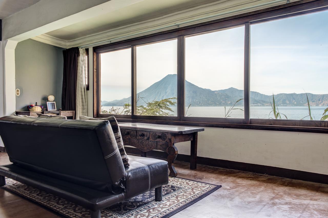 Atitlan Sunset Lodge Santa Cruz La Laguna Exterior photo