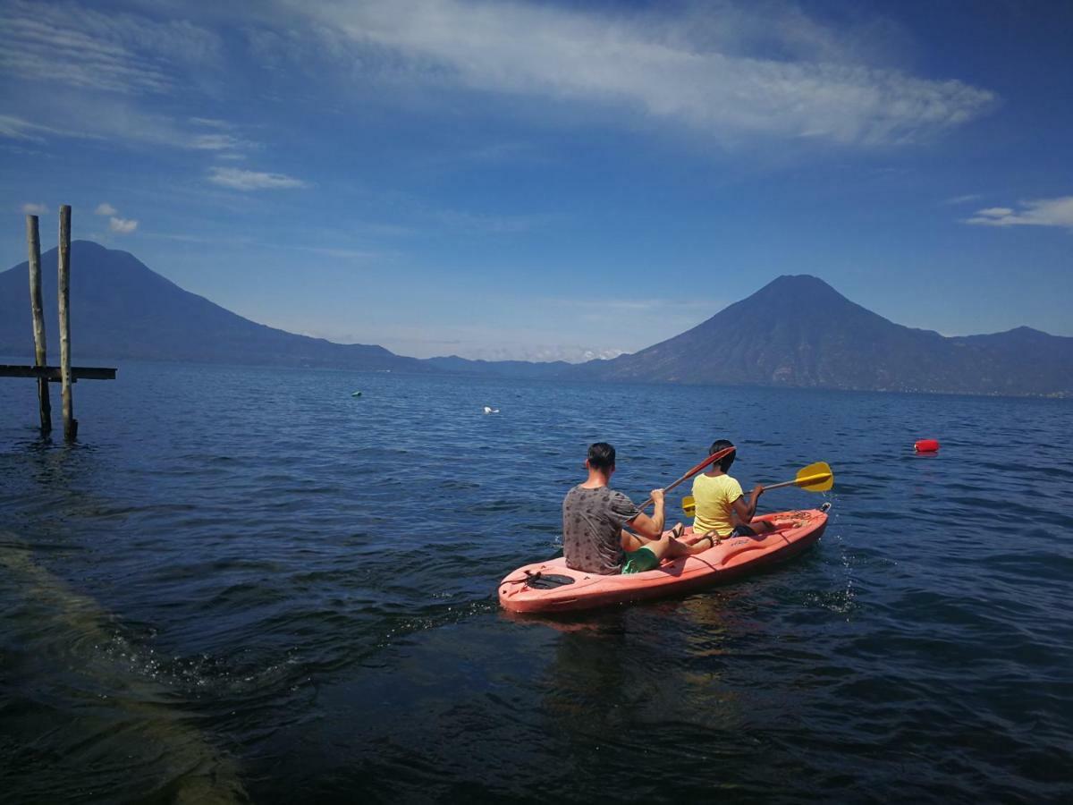 Atitlan Sunset Lodge Santa Cruz La Laguna Exterior photo